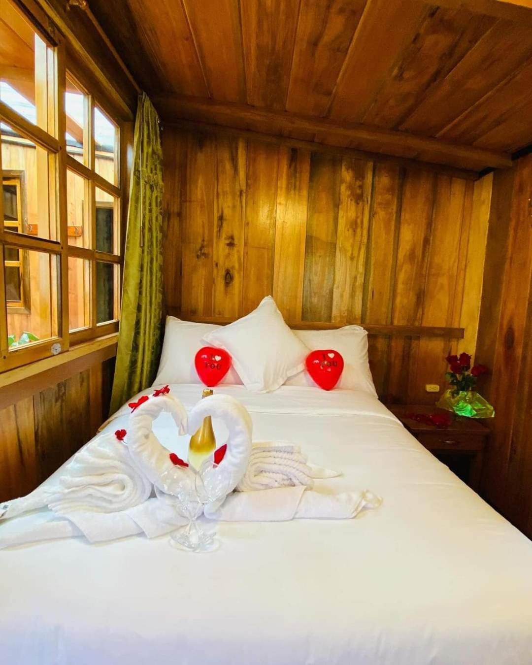 Guayabo Hostal Mindo Kültér fotó