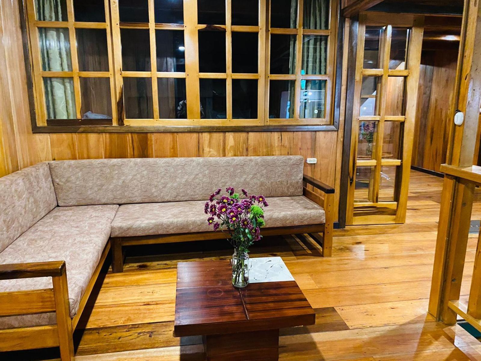 Guayabo Hostal Mindo Kültér fotó