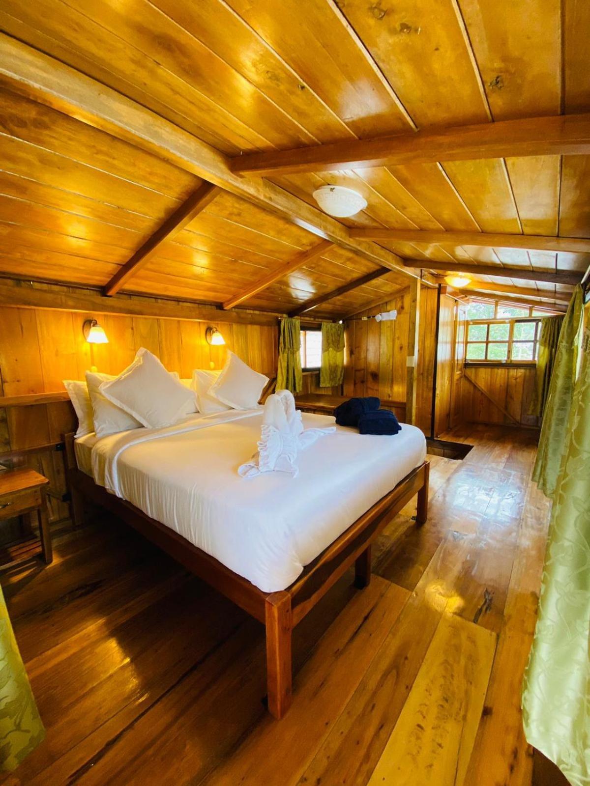 Guayabo Hostal Mindo Szoba fotó