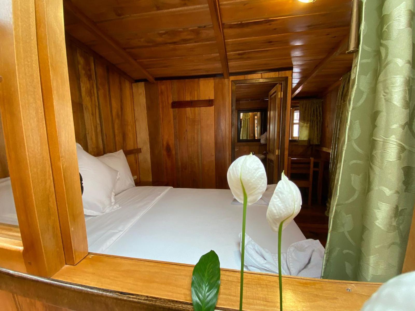 Guayabo Hostal Mindo Szoba fotó